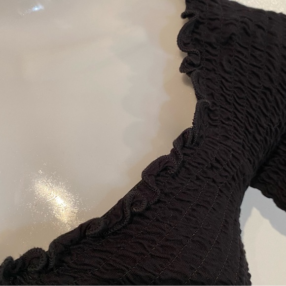 Heart and Hips Stretchy Cropped Top Size S NWT - Picture 6 of 16